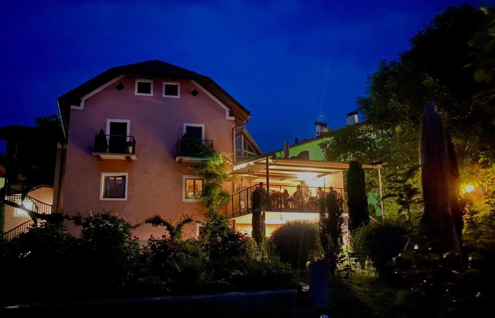 Der Unterwirt Guesthouse And Restaurant Klausen Exterior foto
